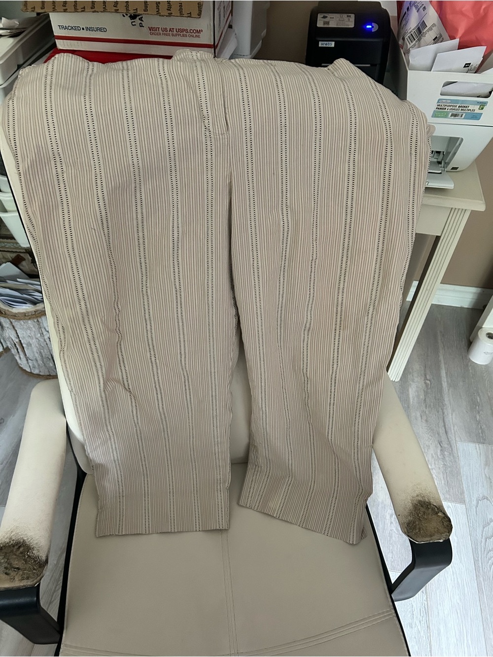 🔥$2 TABI Light Beige Pinstripe Wide-Leg Pants size 18